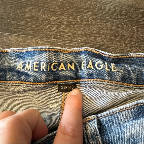 American Eagle size 0 Regular Strigid 90s Straight Jeans Distressed - Picture 11 of 14
